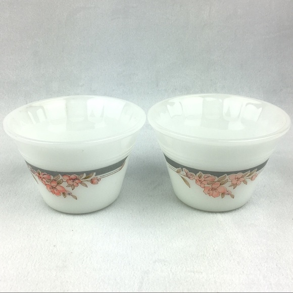 Vintage Indopal Milk Glass Custard Ramekins - Picture 1 of 8